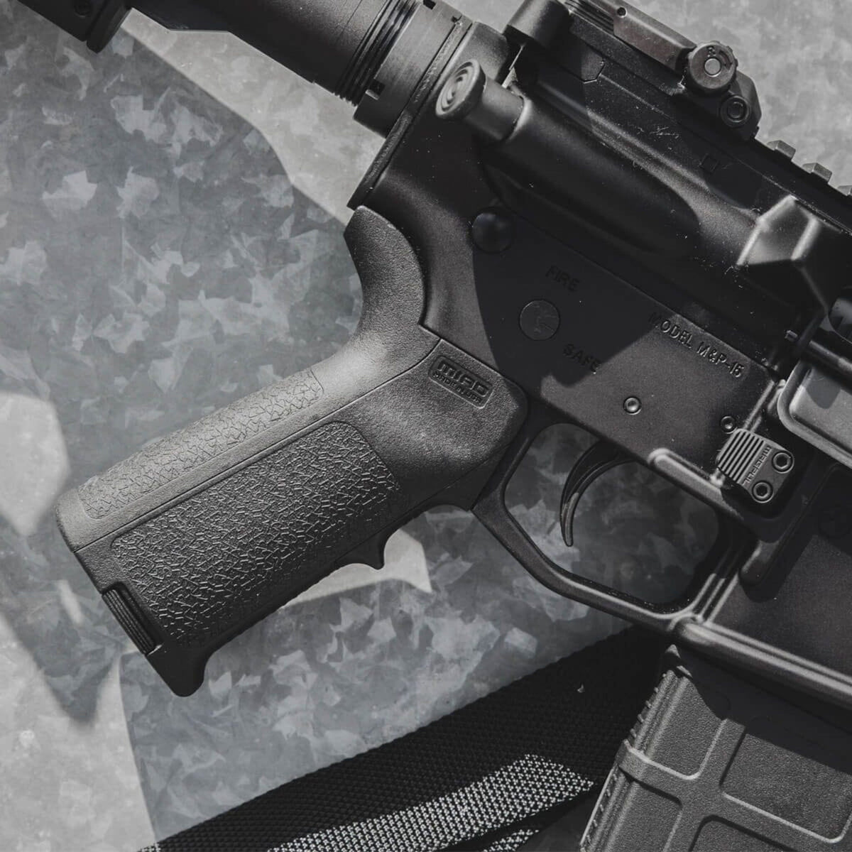 Magpul MIAD GEN 1.1 Grip Kit Type 1 for AR-15/M4, fitted to a rifle, close-up