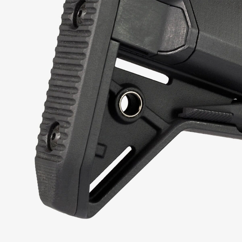 Magpul MOE SL-S Carbine Stock Mil-Spec for AR-15/M4, close-up of the butt pad and sling slot